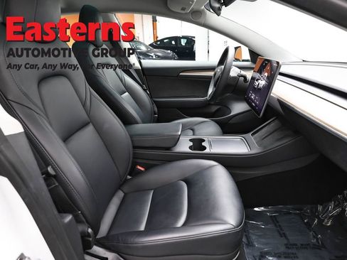 Used 2023 Tesla Model 3 Standard Range image 19