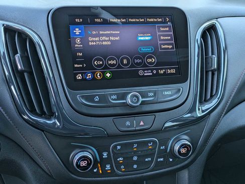 Used 2024 Chevrolet Equinox RS w/ RS Leather Package image 27