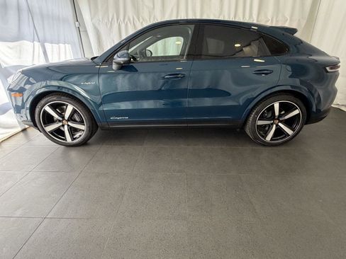 New 2026 Porsche Cayenne E-Hybrid image 2