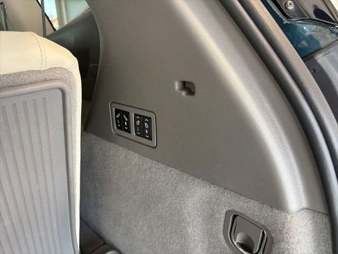 Used 2024 Cadillac XT6 Premium Luxury w/ LPO, Floor Liner Package AWD/4WD image 19