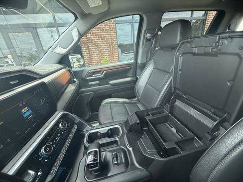 Used 2023 GMC Sierra 1500 Denali w/ Denali Reserve Package AWD/4WD image 29