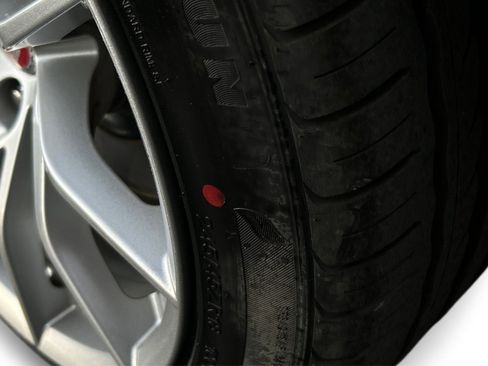 Used 2018 Jaguar F-TYPE Convertible image 45