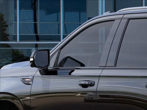 New 2026 GMC Yukon AT4 Ultimate w/ LPO, Floor Liner Package AWD/4WD image 12