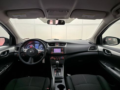 Used 2018 Nissan Sentra S image 26