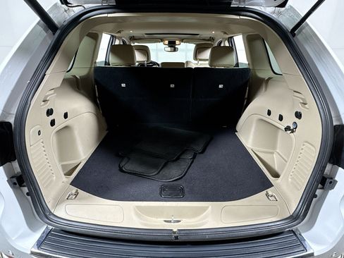 Used 2021 Jeep Grand Cherokee Limited image 25