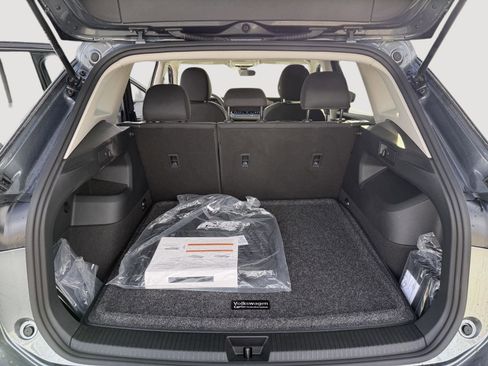 New 2026 Volkswagen Tiguan S image 11