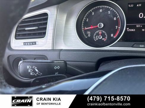 Used 2016 Volkswagen Golf S FWD image 24