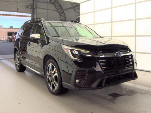 Used 2023 Subaru Ascent Limited w/ Technology Package AWD/4WD image 6