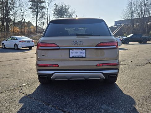 Used 2025 Audi Q7 3.0T Premium Plus image 4