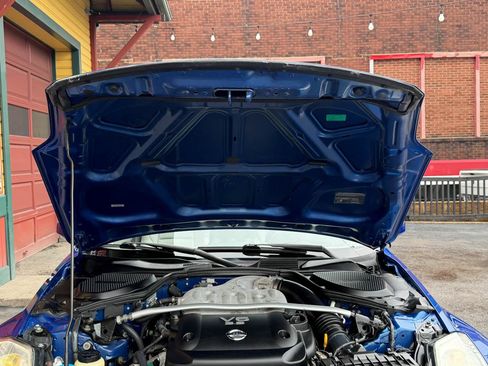 Used 2006 Nissan 350Z Touring image 32