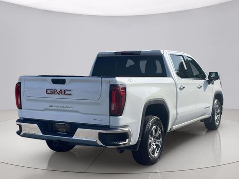 Used 2025 GMC Sierra 1500 SLT AWD/4WD image 6