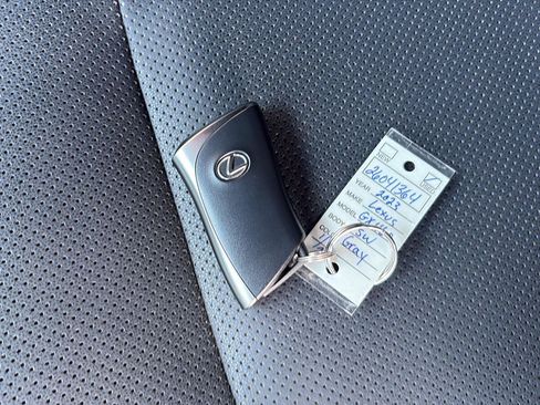 Used 2023 Lexus GX 460 Premium image 37