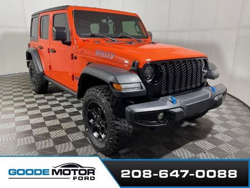 Used 2023 Jeep Wrangler Unlimited w/ Cold Weather Group AWD/4WD image 2