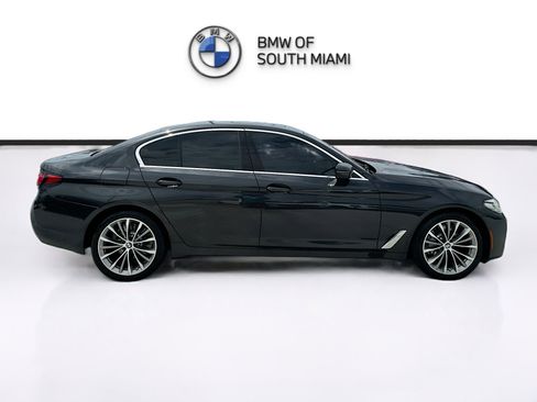 Used 2022 BMW 530i w/ M Sport Package RWD image 8