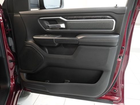Used 2023 RAM 1500 Big Horn AWD/4WD image 33