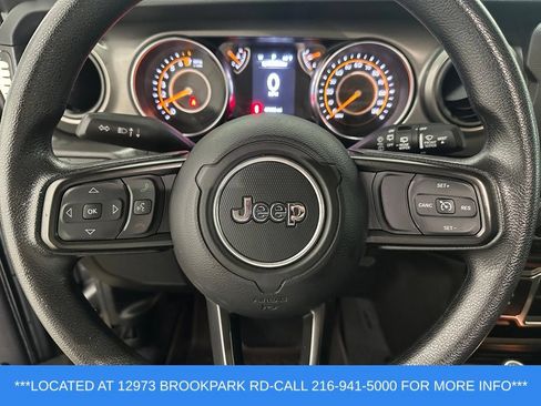 Used 2022 Jeep Wrangler Sport AWD/4WD image 10