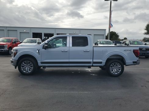 Used 2025 Ford F150 Lariat w/ Equipment Group 501A Mid image 6