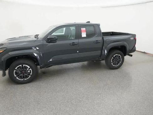 Used 2026 Toyota Tacoma TRD Sport image 39