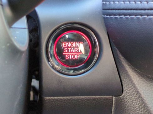 Used 2025 Honda HR-V EX-L image 18