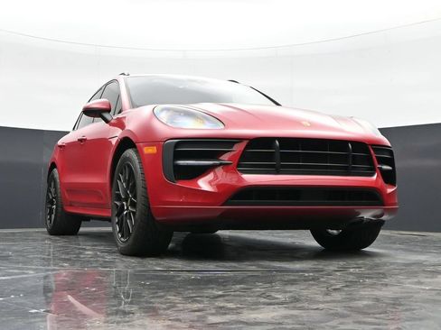 Used 2021 Porsche Macan GTS w/ Sport Chrono Package AWD/4WD image 43