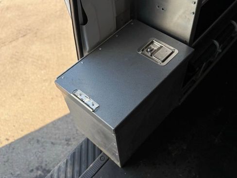 Used 2014 Ford E-250 and Econoline 250 image 33