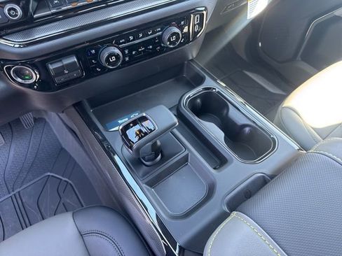 New 2026 Chevrolet Silverado 1500 ZR2 w/ Dark Appearance Package image 25