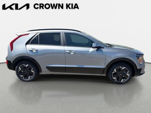 New 2025 Kia Niro Wind w/ Wind Preserve Package image 4
