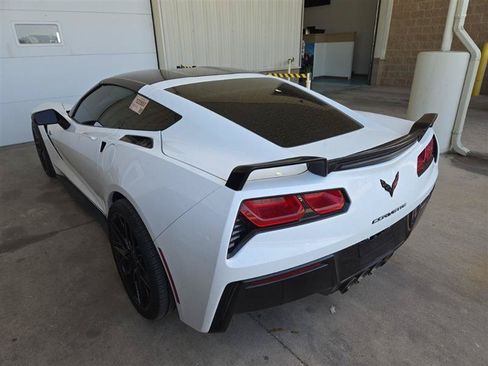 Used 2019 Chevrolet Corvette Stingray Coupe w/ Carbon Flash Badge Package RWD image 8