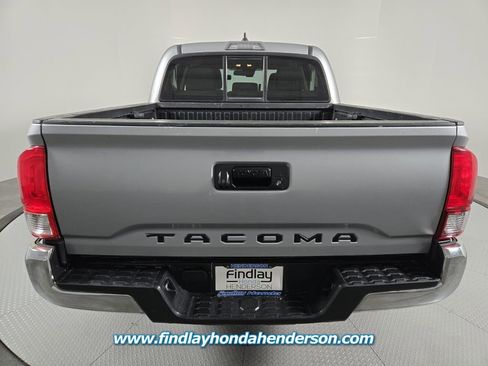 Used 2021 Toyota Tacoma SR5 RWD image 5