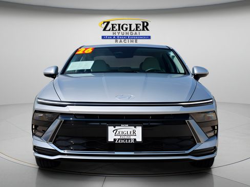 Certified 2026 Hyundai Sonata SEL FWD image 2