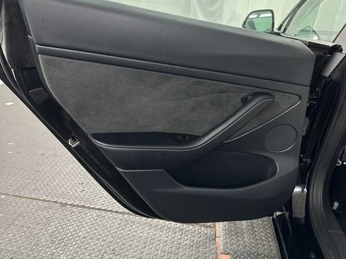 Used 2023 Tesla Model 3 Standard Range RWD image 19