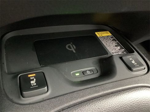 Used 2025 Toyota Corolla XSE image 23