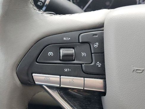 Certified 2022 Cadillac XT6 Premium Luxury w/ LPO, Floor Liner Package AWD/4WD image 10