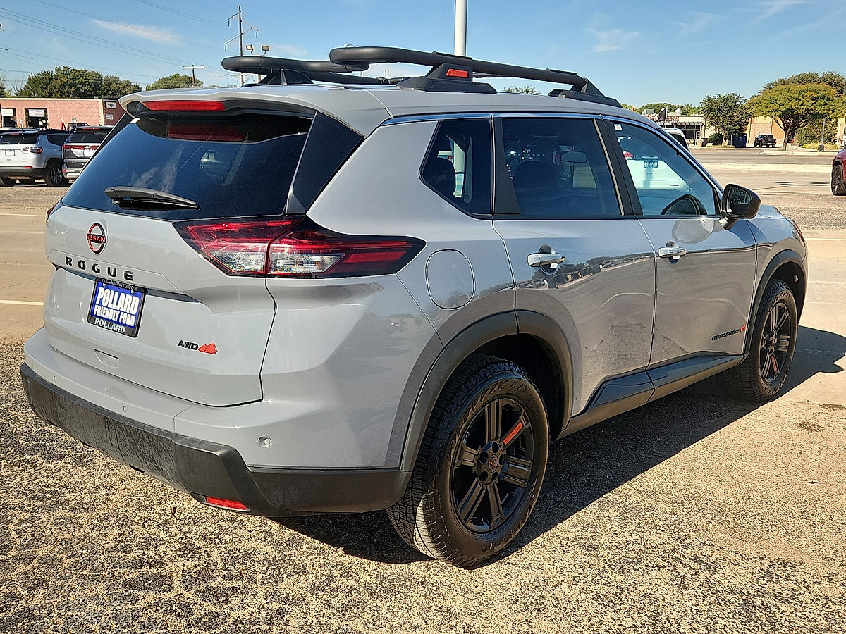 Used 2026 Nissan Rogue SV AWD/4WD image 4