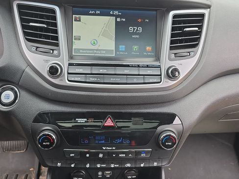 Used 2018 Hyundai Tucson Limited w/ Ultimate Package 02 AWD/4WD image 15