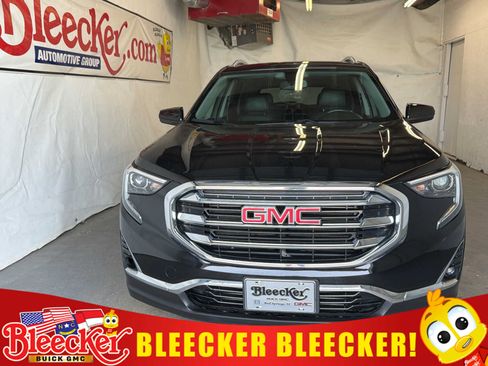 Used 2018 GMC Terrain SLT w/ Preferred Package AWD/4WD image 1