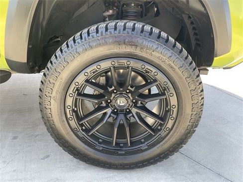 Used 2023 Toyota Tacoma TRD Off-Road image 31