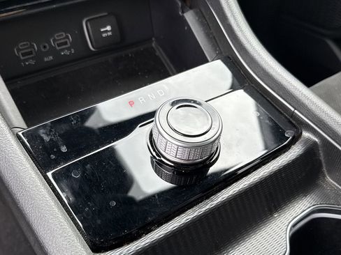 Used 2024 Jeep Grand Cherokee Altitude RWD image 19