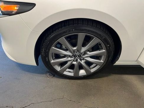 Used 2021 MAZDA MAZDA3 s FWD image 30