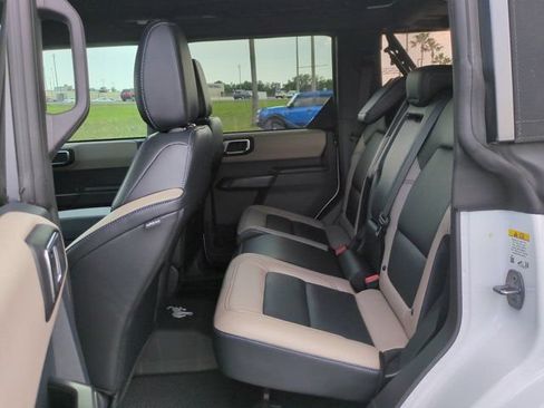 Used 2024 Ford Bronco Wildtrak AWD/4WD image 14