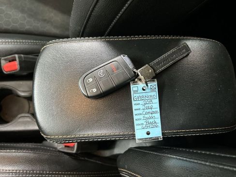 Used 2019 Jeep Compass Latitude w/ Popular Equipment Group image 10