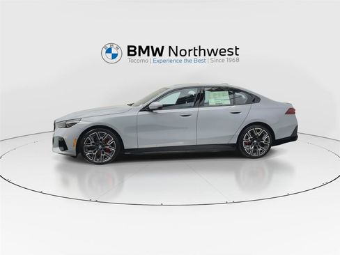 New 2026 BMW i5 eDrive40 w/ M Sport Package image 10