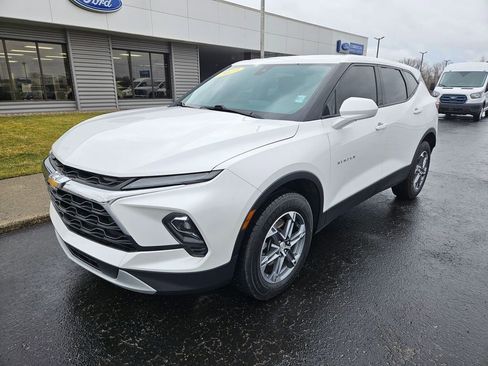 Used 2023 Chevrolet Blazer LT w/ Driver Confidence Package FWD image 2
