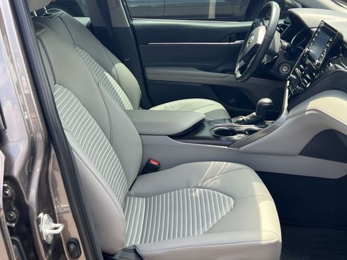 Used 2024 Toyota Camry SE FWD image 26