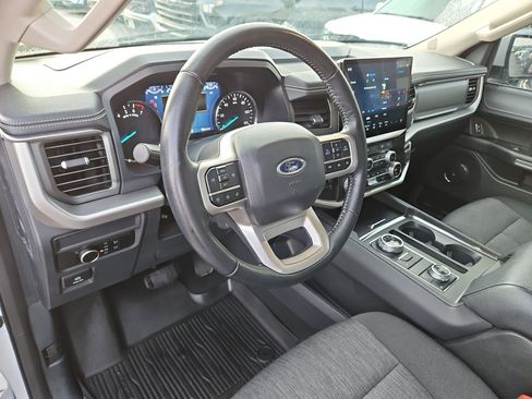 Certified 2024 Ford Expedition Max XLT AWD/4WD image 16