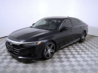 Used 2021 Honda Accord Touring video 3