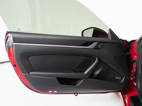 Certified 2025 Porsche 911 Carrera image 33