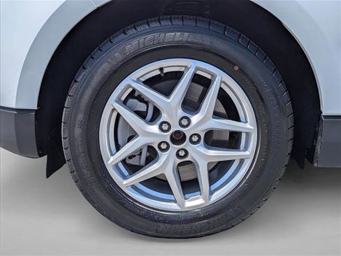 Used 2024 Ford Edge SEL AWD/4WD image 9