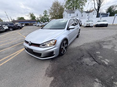 Used 2016 Volkswagen GTI S FWD image 28