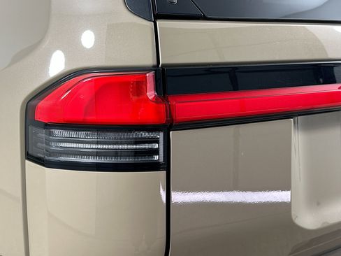 Used 2025 Lexus GX 550 AWD/4WD image 44